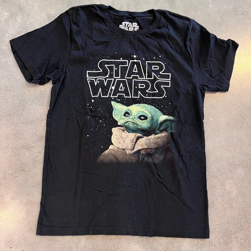 Disney Star Wars Baby Yoda black cotton tshirt boys size XL 14/16 top shirt